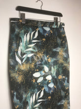 Load image into Gallery viewer, Size 14 - Audrey Skirt
