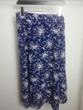 Load image into Gallery viewer, Size 15 - Trial Piece - Monroe Skirt
